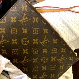 Louis Vuitton clutch